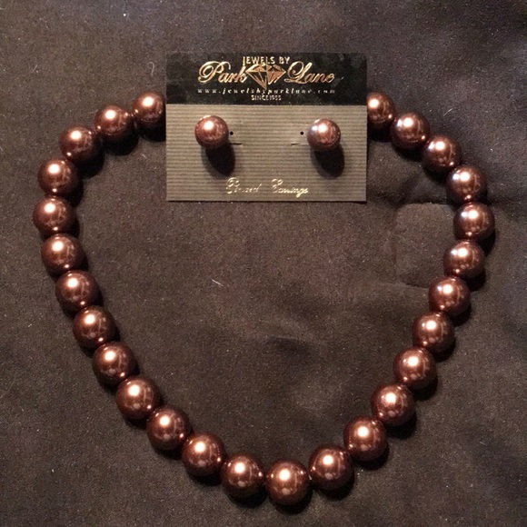 Park Lane Jewelry - Park Lane Necklace and earring set Park Lane Jewelry - Park Lane Necklace and earring set
